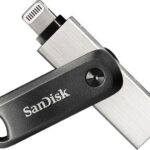 iXpand Flash Drive Go 128GB SDIX60N-128G-GN6NE